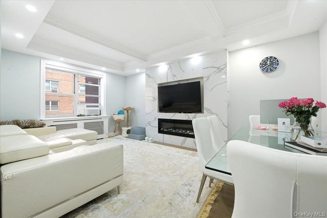 67-66 108th Street D5, Forest Hills, NY 11375
