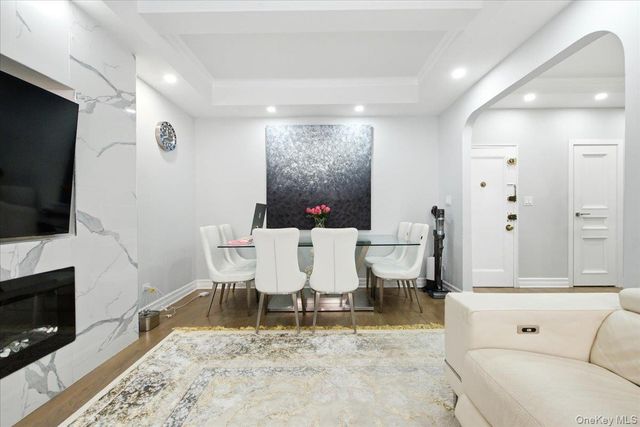 67-66 108th Street D5, Forest Hills, NY 11375
