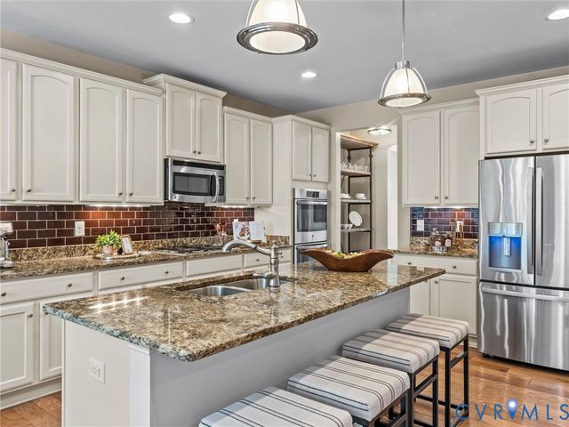 1524 Montcroft Way, Midlothian, VA 23112