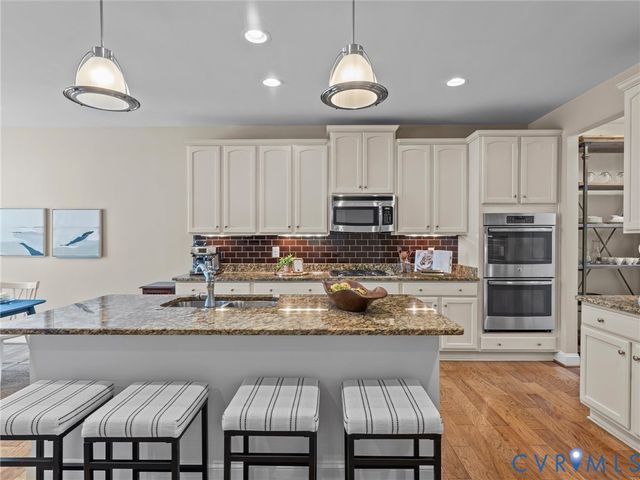 1524 Montcroft Way, Midlothian, VA 23112