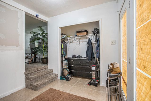 196 N Gardner Avenue, Battle Creek, MI 49037