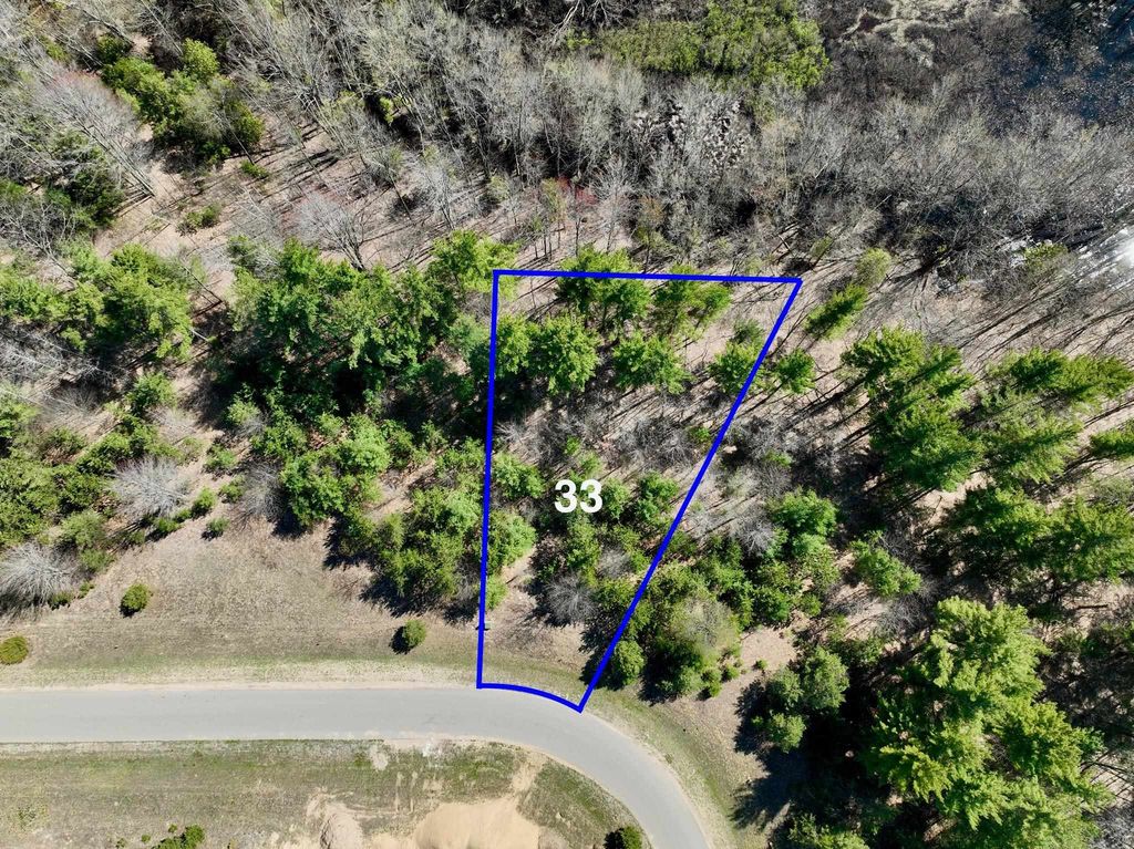 6379 Jeffrey Place, Grawn, MI 49637