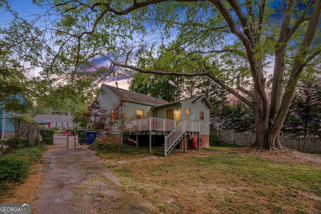 712 Berkeley Avenue NW, Atlanta, GA 30318 — photo 4