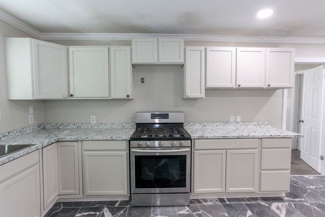 1507 E 11th Place, Big Spring, TX 79720