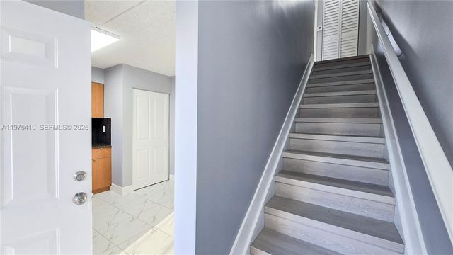 6045 NW 186th St 307, Hialeah, FL 33015