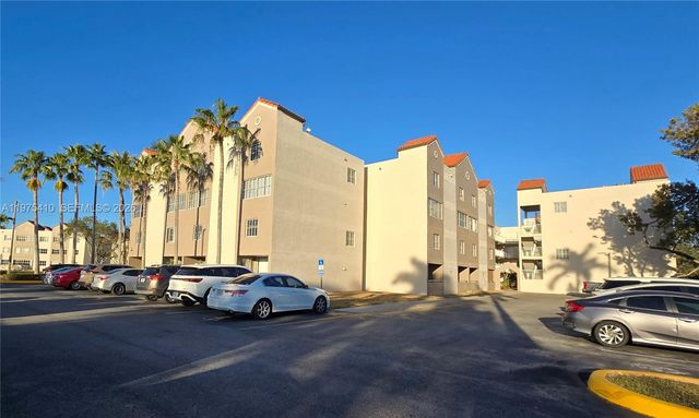 6045 NW 186th St 307, Hialeah, FL 33015