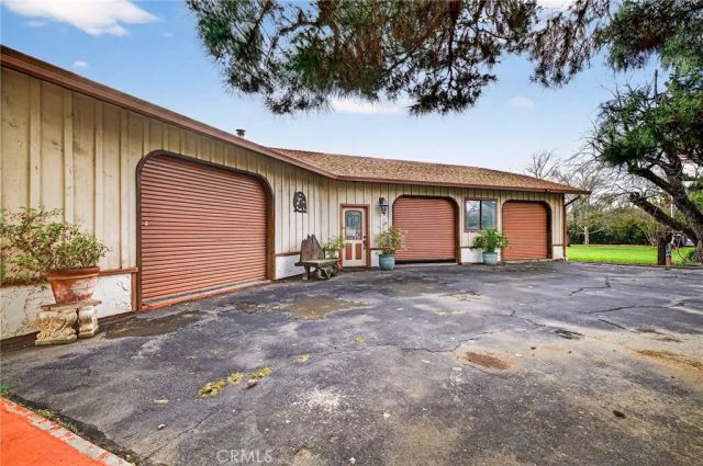 25348 Ward Street, Los Molinos, CA 96055