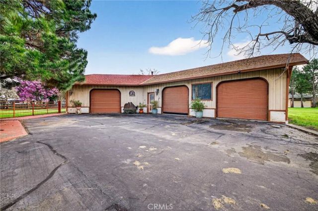 25348 Ward Street, Los Molinos, CA 96055