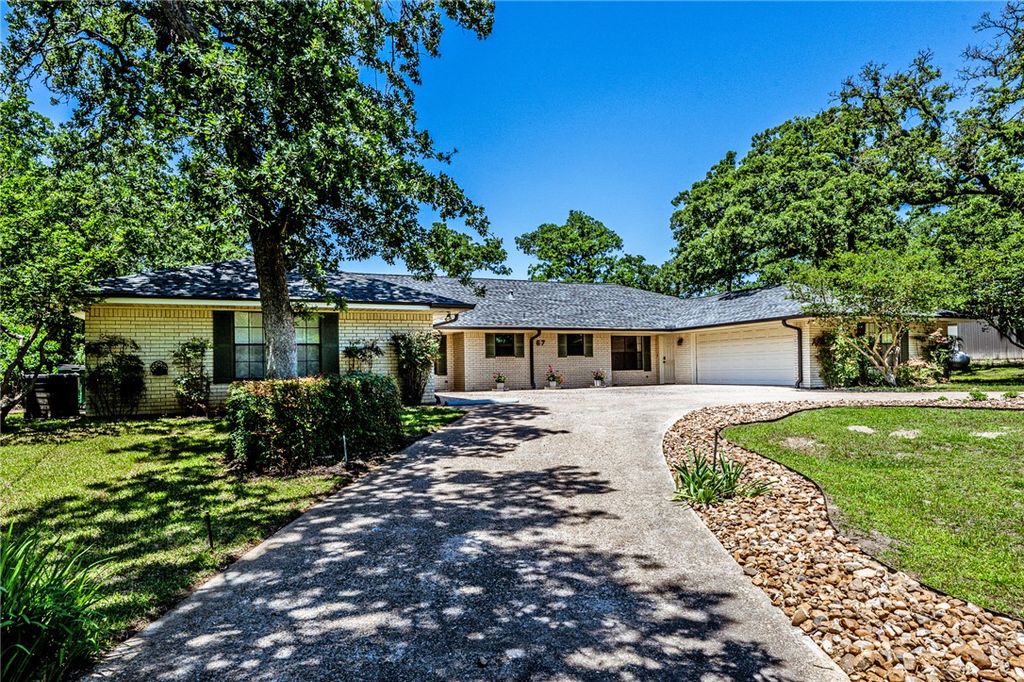 67 Fairway Drive, Hilltop Lakes, TX 77871 — photo 4