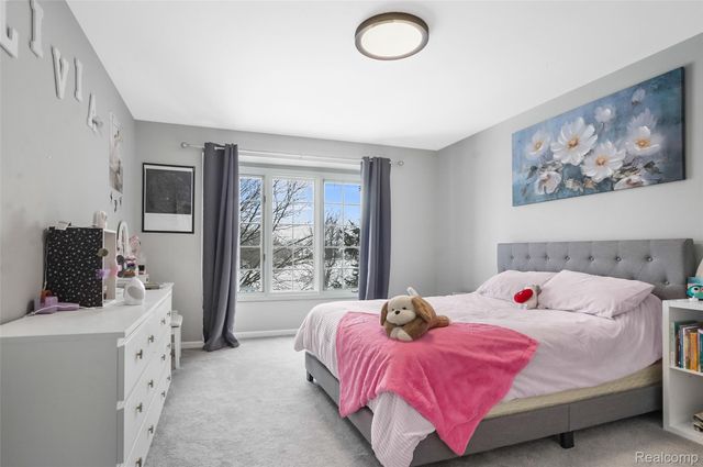 274 Carnoustie Road, Highland Charter Township, MI 48357