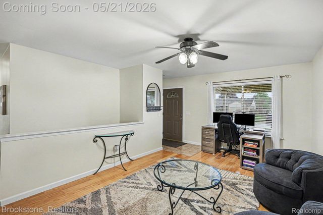 46561 Plum Grove Drive, Macomb Township, MI 48044