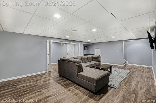 46561 Plum Grove Drive, Macomb Township, MI 48044