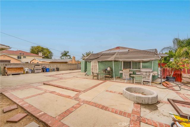 5260 N Gareloch Avenue, Azusa, CA 91702