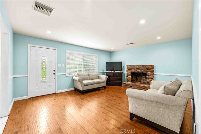 5260 N Gareloch Avenue, Azusa, CA 91702
