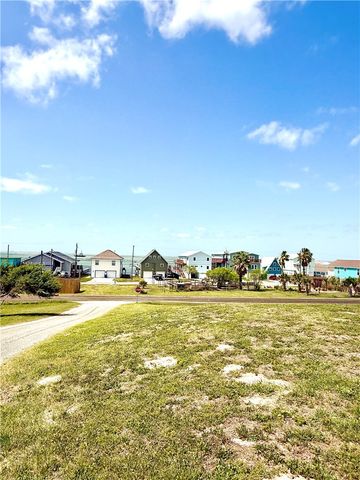 607 Huisache Lane, Ingleside On The Bay, TX 78362