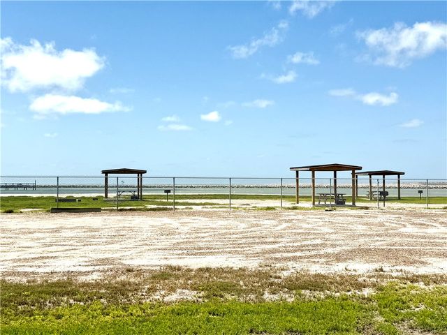 607 Huisache Lane, Ingleside On The Bay, TX 78362