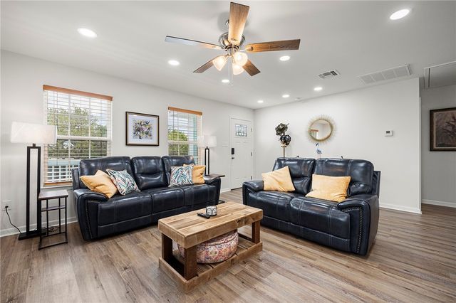 607 Huisache Lane, Ingleside On The Bay, TX 78362