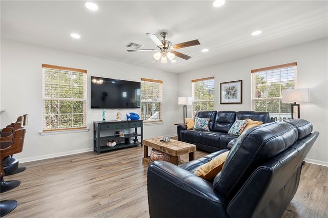 607 Huisache Lane, Ingleside On The Bay, TX 78362