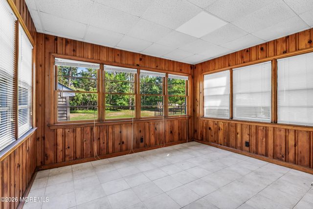 540 Newman Springs Road, Lincroft, NJ 07738