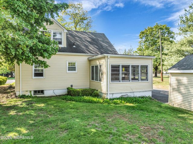 540 Newman Springs Road, Lincroft, NJ 07738