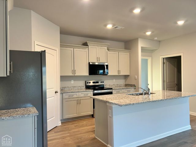 91 Clearwater Drive, Brookland, AR 72417