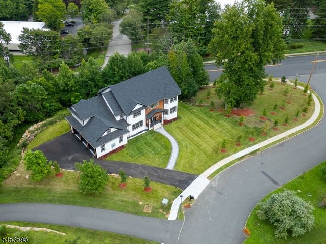 2 Minor Ct, Denville Twp., NJ 07834
