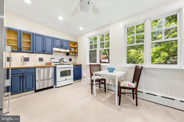 104 W GRAVERS LN, Philadelphia, PA 19118