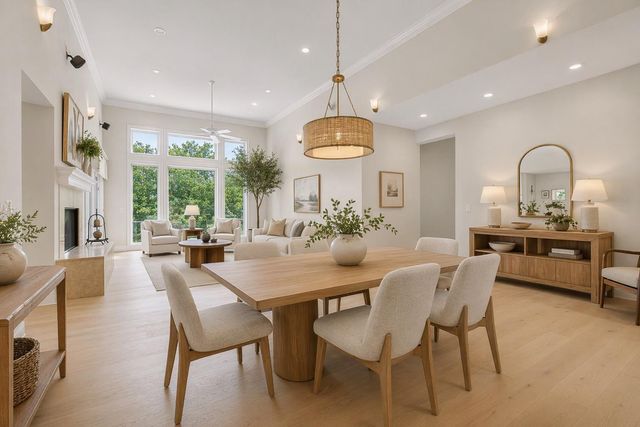 2305 BARTON CREEK BLVD 39, Austin, TX 78735