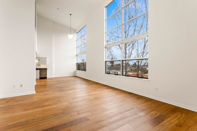 1007 1007 41st St 333, Oakland, CA 94608