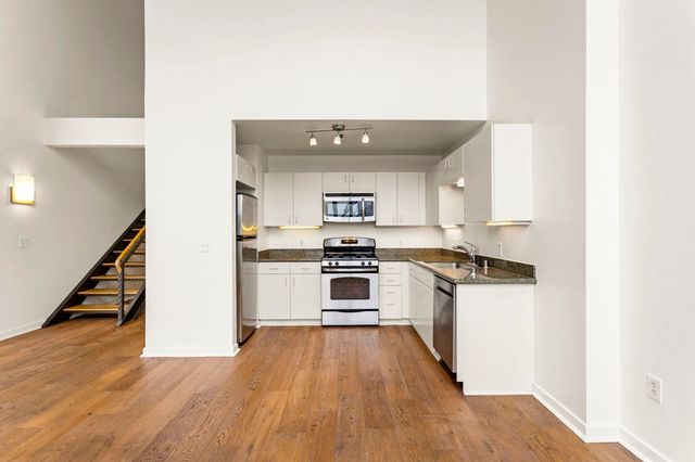 1007 1007 41st St 333, Oakland, CA 94608