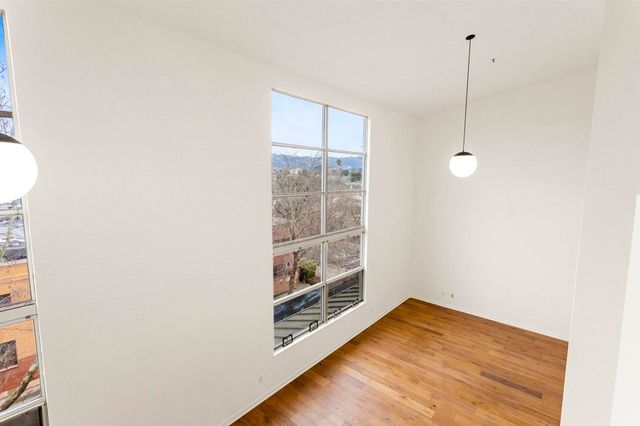 1007 1007 41st St 333, Oakland, CA 94608