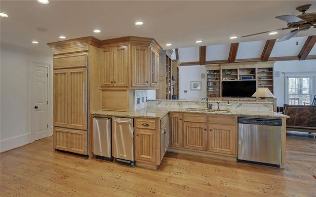 114 Blue Ridge Place, Lavonia, GA 30553