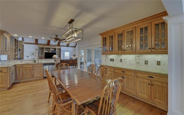 114 Blue Ridge Place, Lavonia, GA 30553