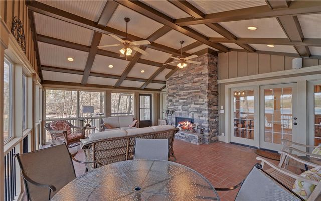 114 Blue Ridge Place, Lavonia, GA 30553