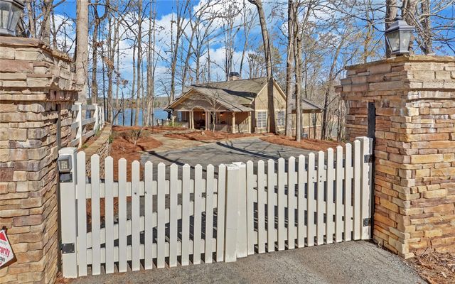 114 Blue Ridge Place, Lavonia, GA 30553