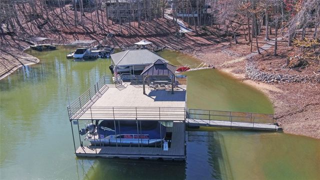 114 Blue Ridge Place, Lavonia, GA 30553