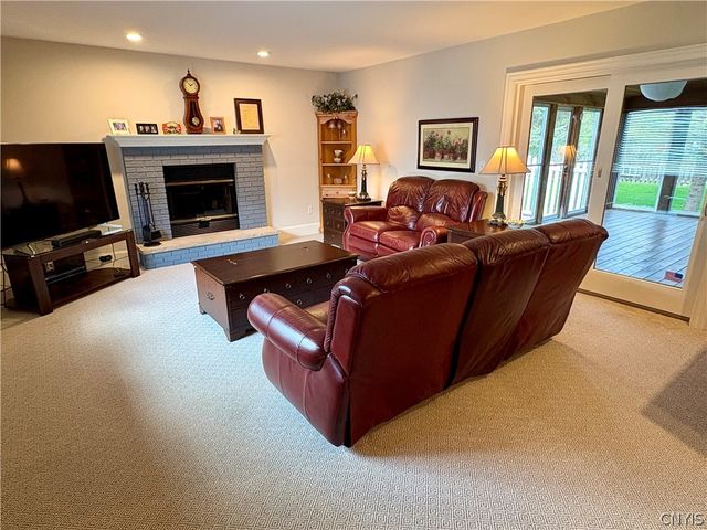 7892 East Ridge Pointe Drive, Manlius, NY 13066