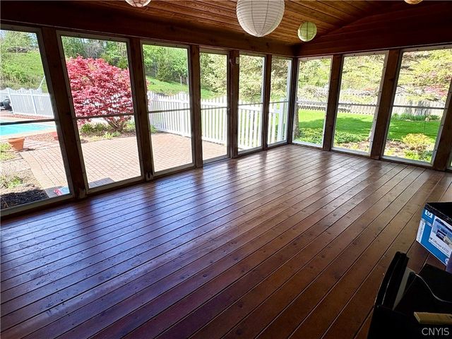 7892 East Ridge Pointe Drive, Manlius, NY 13066
