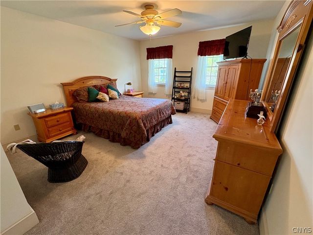 7892 East Ridge Pointe Drive, Manlius, NY 13066