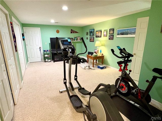 7892 East Ridge Pointe Drive, Manlius, NY 13066