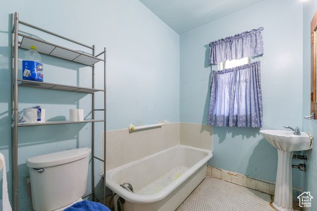 933 W GENTILE ST, Layton, UT 84041