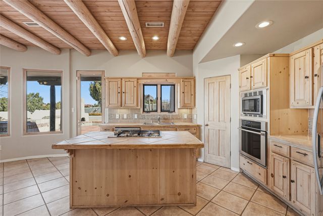 51 Rito Guicu, Santa Fe, NM 87507