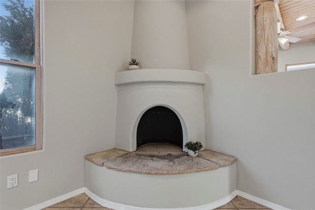 51 Rito Guicu, Santa Fe, NM 87507