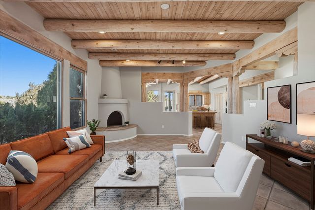 51 Rito Guicu, Santa Fe, NM 87507