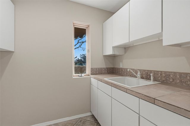 51 Rito Guicu, Santa Fe, NM 87507