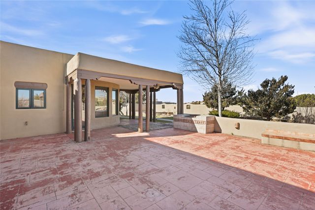 51 Rito Guicu, Santa Fe, NM 87507