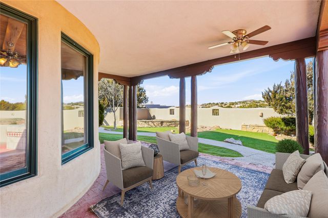 51 Rito Guicu, Santa Fe, NM 87507