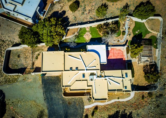 51 Rito Guicu, Santa Fe, NM 87507