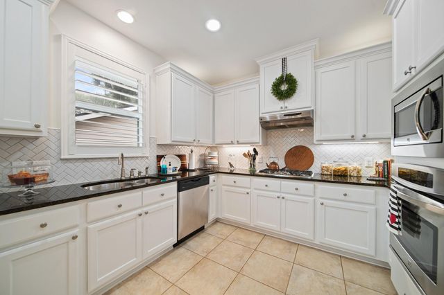 5821 Ariel Street, Houston, TX 77074