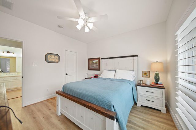 5821 Ariel Street, Houston, TX 77074